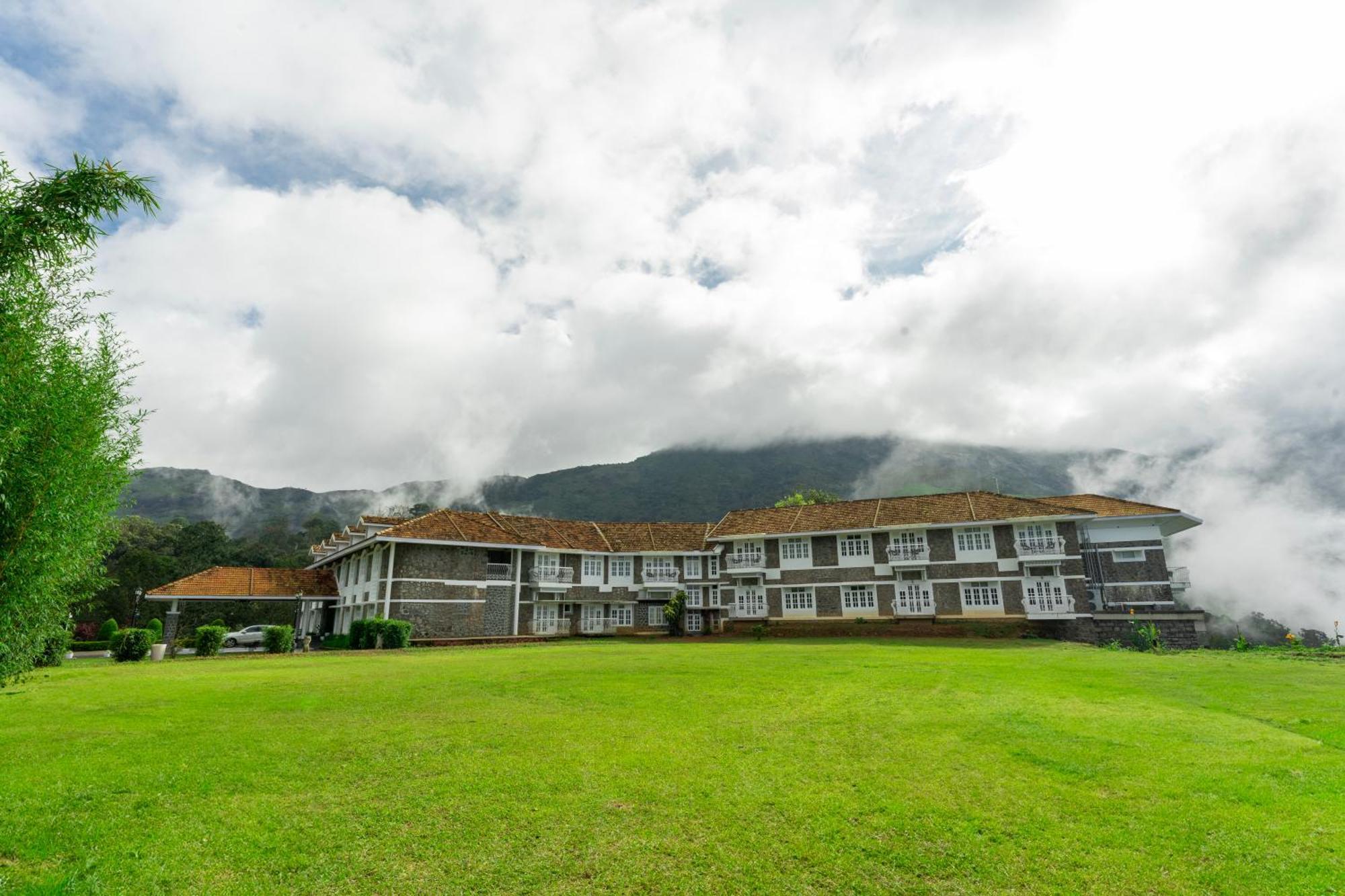 Le Montfort Resort Munnar Exteriör bild