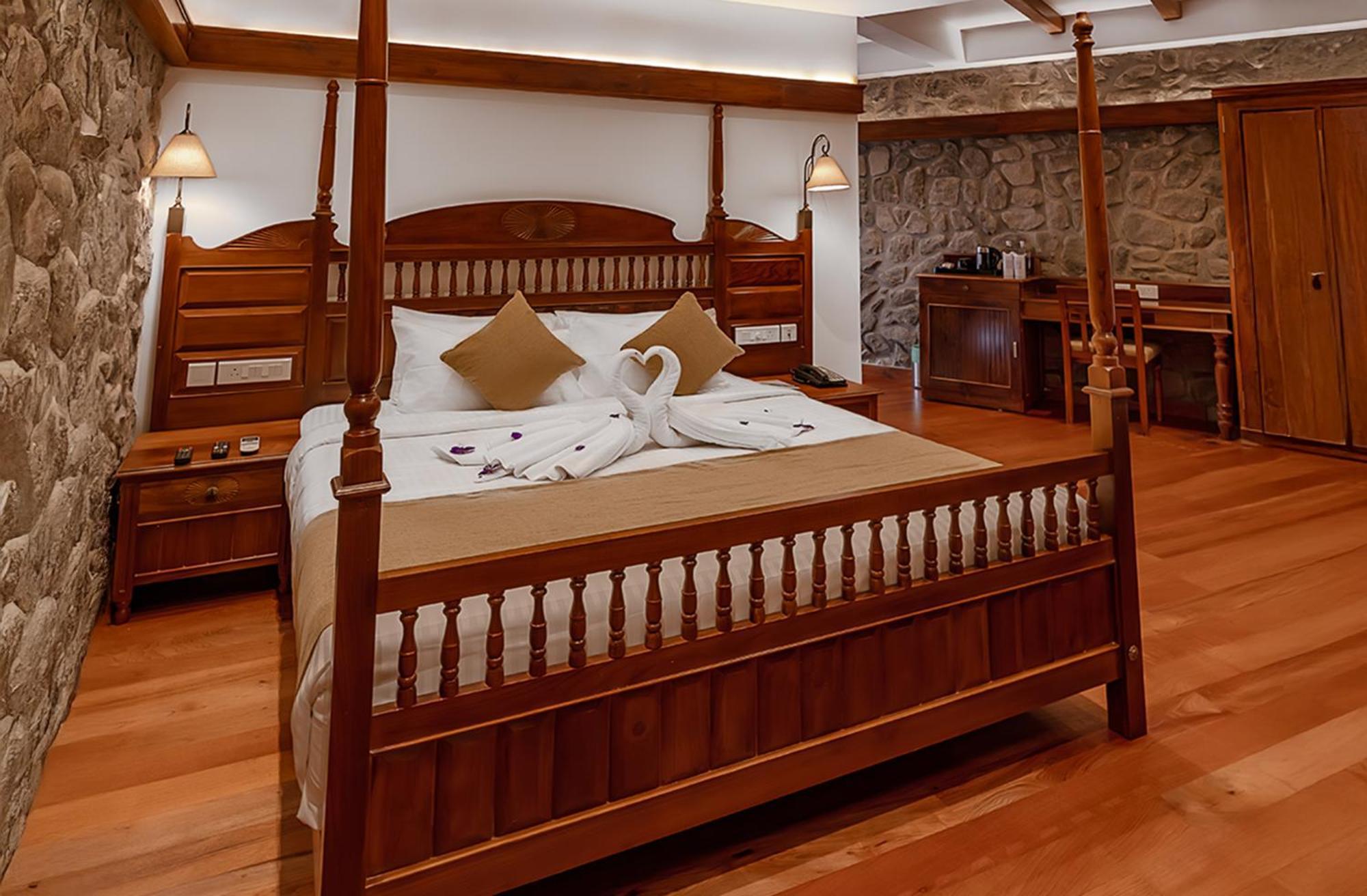 Le Montfort Resort Munnar Exteriör bild